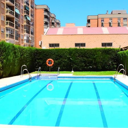 Amplio Y Luminoso Apartamento Cerca Del Centro Y La Playa Con Piscina Y Parking Privado Málaga Buitenkant foto