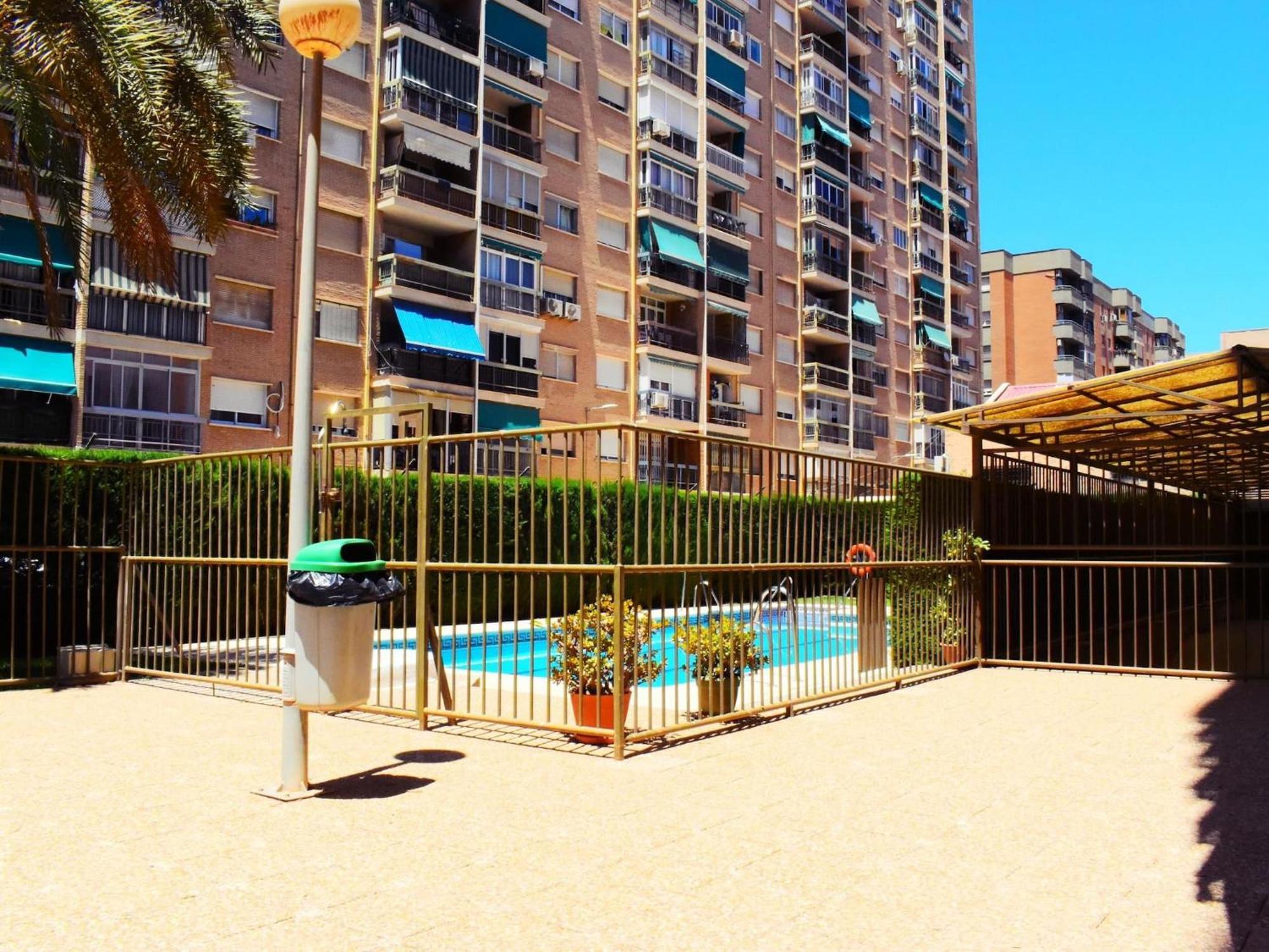 Amplio Y Luminoso Apartamento Cerca Del Centro Y La Playa Con Piscina Y Parking Privado Málaga Buitenkant foto